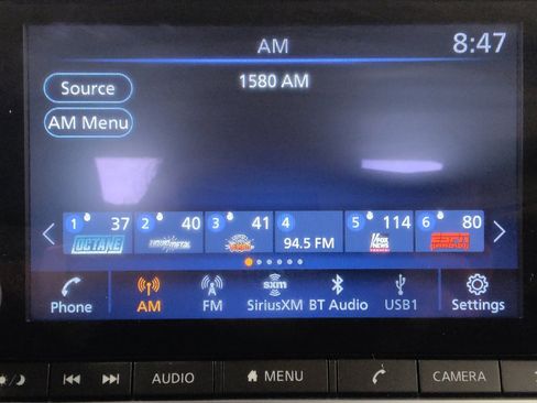 Used 2025 Nissan Sentra SV FWD image 25