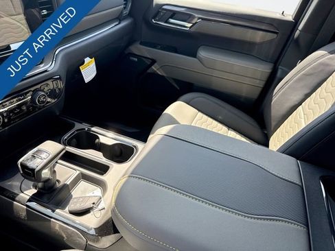 New 2026 Chevrolet Silverado 1500 ZR2 image 21