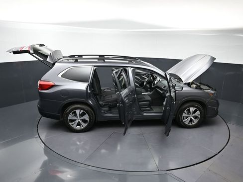 Used 2024 Subaru Ascent Premium w/ Convenience Package image 34