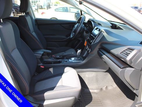 Used 2022 Subaru Crosstrek 2.0i Premium AWD/4WD image 18