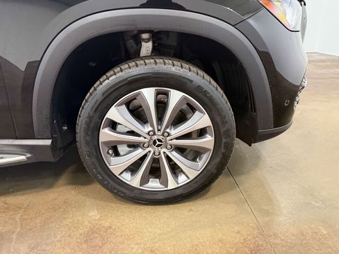 Used 2023 Mercedes-Benz GLE 350 GLE 350 w/ 3rd Row Seat Package image 92