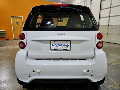 Used 2015 smart fortwo passion RWD image 6