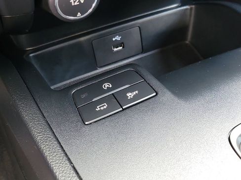 Used 2019 Ford Ranger XL w/ Equipment Group 101A Mid RWD image 28