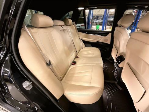 Used 2017 BMW X5 xDrive35d image 18