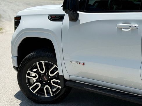 New 2026 GMC Sierra 1500 AT4 w/ AT4 Premium Package AWD/4WD image 8