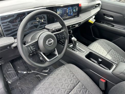 New 2026 Nissan Kicks SV FWD image 31