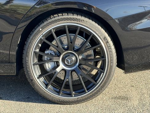 New 2026 Mercedes-Benz E 53 AMG e 4MATIC Sedan image 14