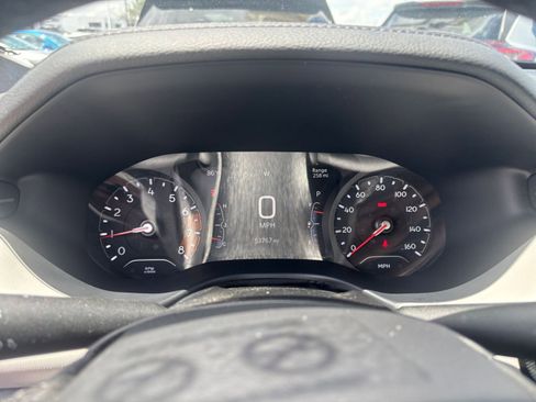 Used 2025 Jeep Compass Limited AWD/4WD image 39