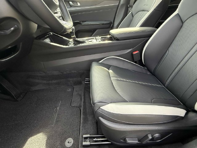 New 2026 Kia K5 GT-Line w/ GT-Line Premium Package FWD image 12