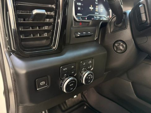 Used 2023 GMC Sierra 1500 AT4 w/ AT4 Premium Package AWD/4WD image 37