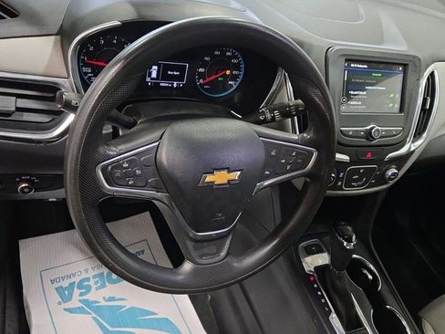 Used 2019 Chevrolet Equinox LS image 9
