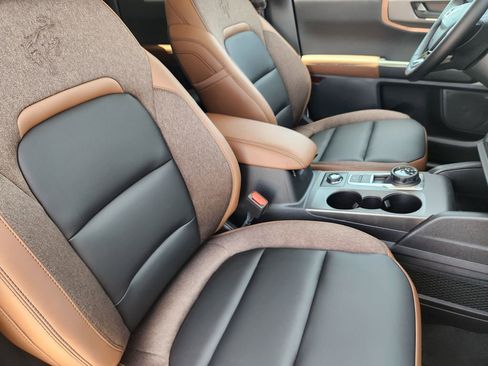 New 2025 Ford Bronco Sport Outer Banks w/ Outer Banks Tech Package+ image 11