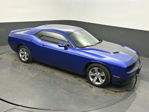 Used 2020 Dodge Challenger SXT w/ Cold Weather Group image 32