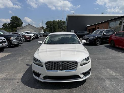 Used 2017 Lincoln MKZ Premiere FWD image 2