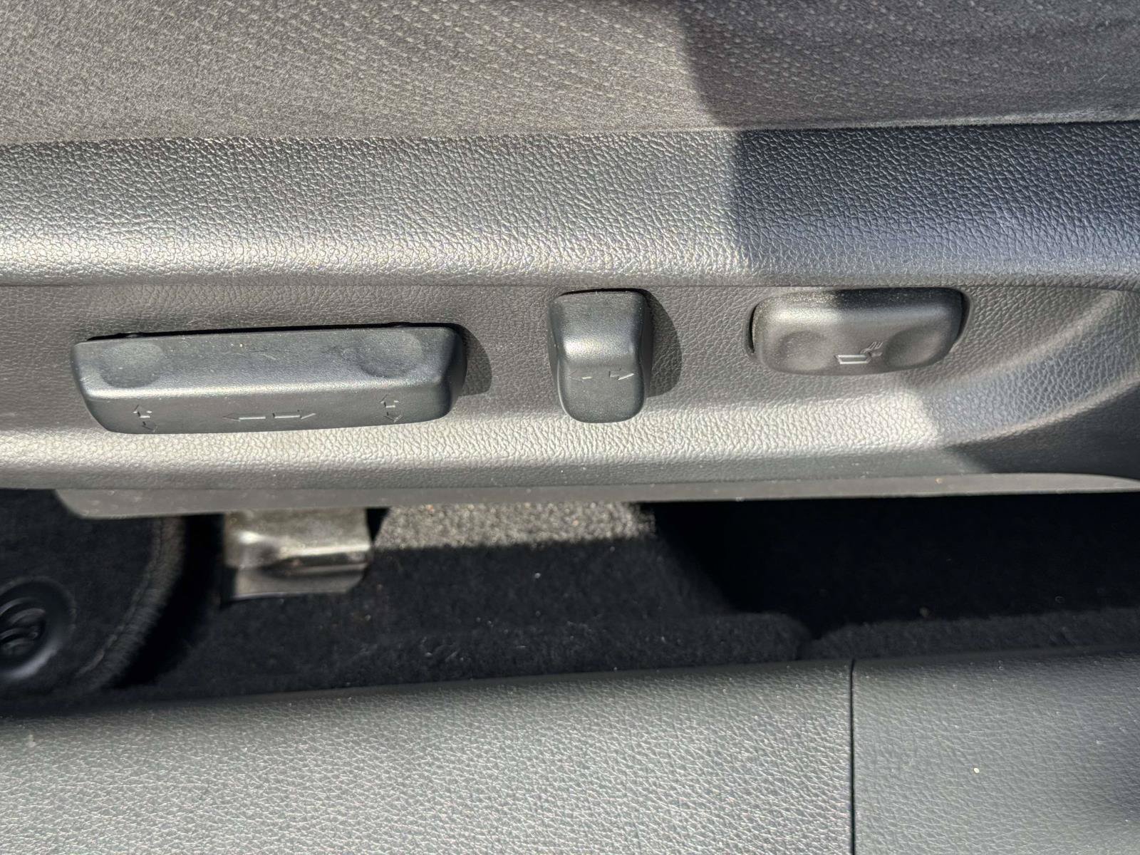 Used 2015 Honda Accord EX image 16