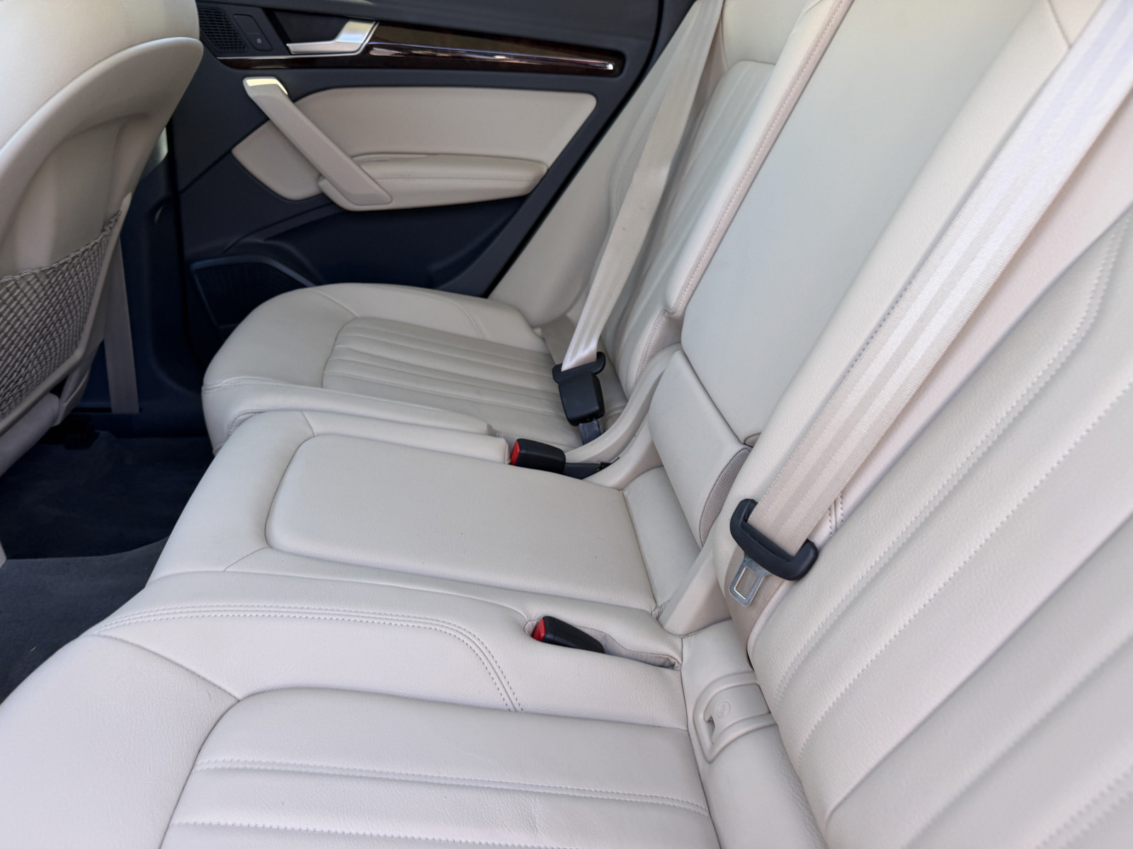 Used 2020 Audi Q5 e Prestige AWD/4WD image 20