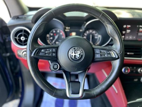 Used 2021 Alfa Romeo Stelvio Sprint w/ Nero Edizione image 36