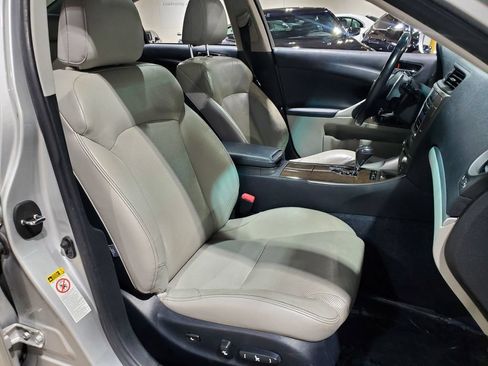 Used 2012 Lexus IS 250 w/ Premium Pkg Value Edition RWD image 13