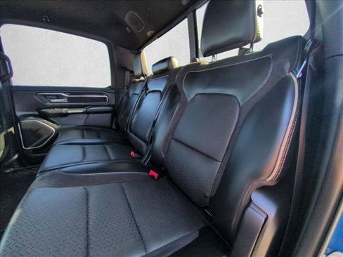 Used 2019 RAM 1500 Laramie w/ Sport Appearance Package AWD/4WD image 16