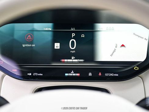 Used 2025 Land Rover Range Rover SE image 28