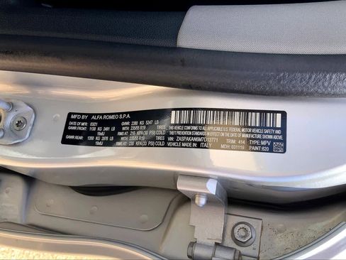 Used 2021 Alfa Romeo Stelvio Sprint w/ Nero Edizione AWD/4WD image 37