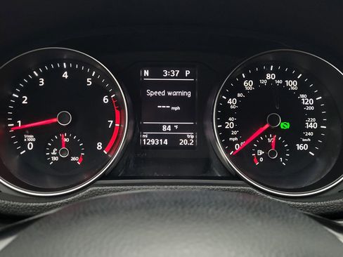 Used 2017 Volkswagen Passat 1.8T SE image 23