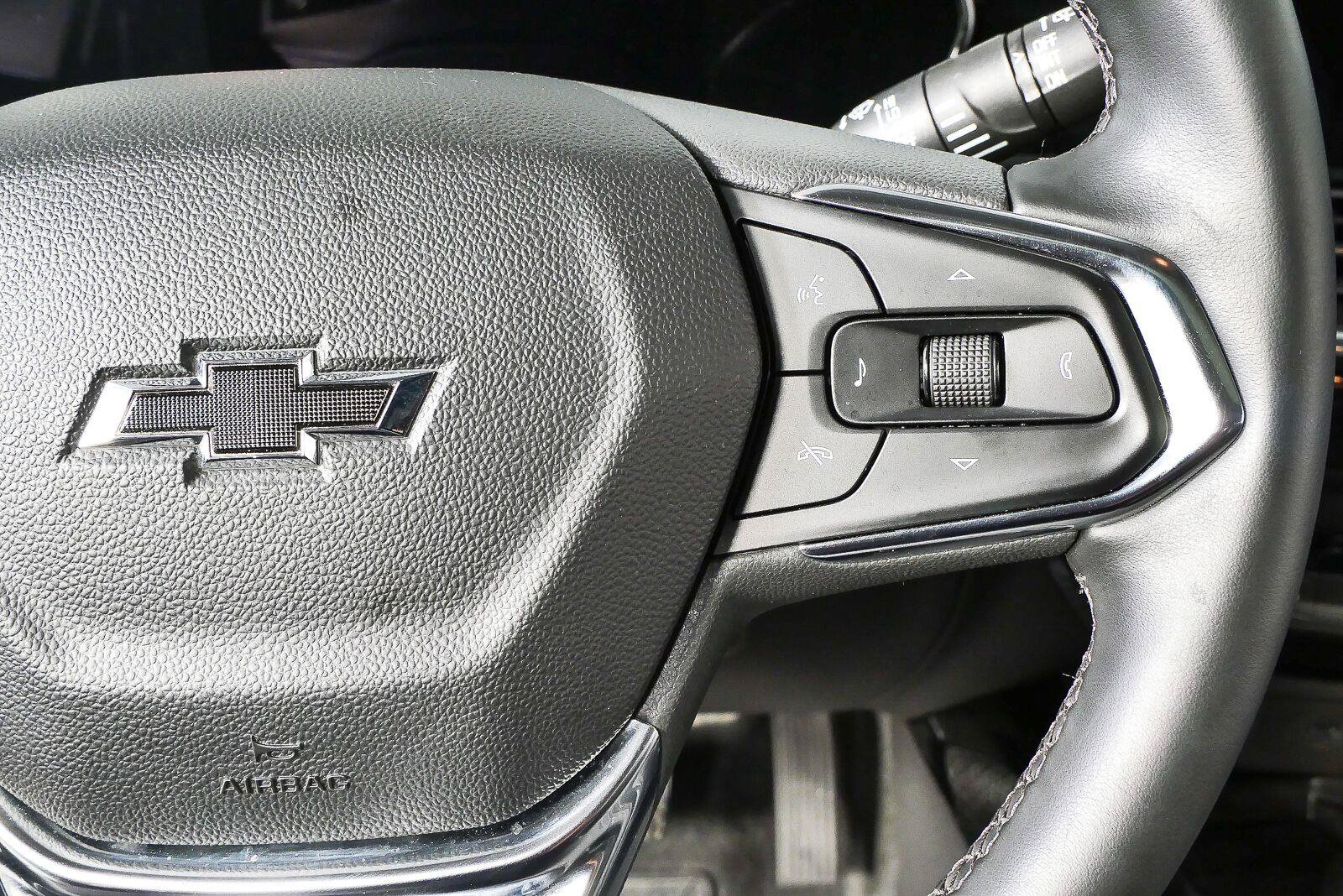 Used 2025 Chevrolet Trax ACTIV w/ Sunroof Package FWD image 12