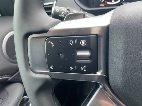 New 2026 Land Rover Discovery Dynamic SE AWD/4WD image 23