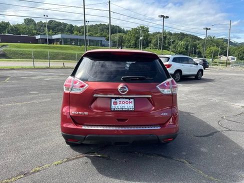 Used 2015 Nissan Rogue S AWD/4WD image 7