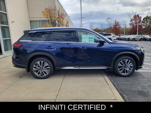 Certified 2026 INFINITI QX60 Luxe w/ Cargo Package AWD/4WD image 2