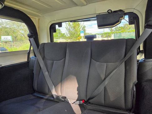 Used 2015 Jeep Wrangler Sport w/ Quick Order Package 24S image 31