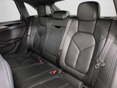 Certified 2025 Porsche Macan Turbo image 20