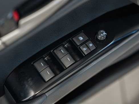 Used 2026 Toyota Camry LE image 38