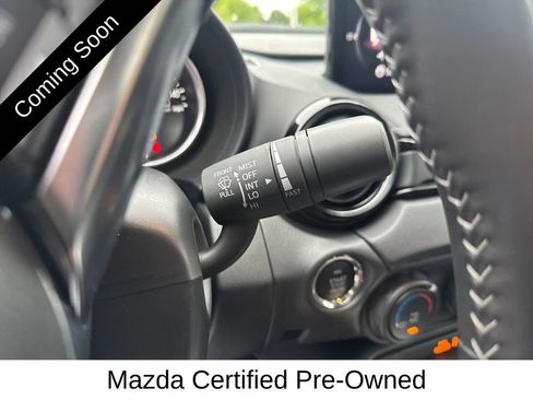 Used 2025 MAZDA MX-5 Miata Club w/ Appearance Package RWD image 41