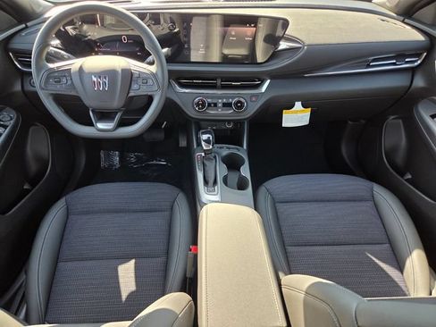 New 2026 Buick Envista Preferred w/ Advanced Safety Package FWD image 7