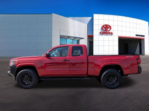 Used 2019 Toyota Tacoma SR AWD/4WD image 13
