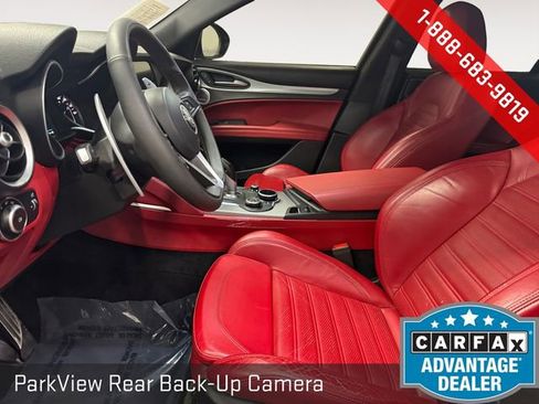 Used 2018 Alfa Romeo Stelvio Ti Sport image 8