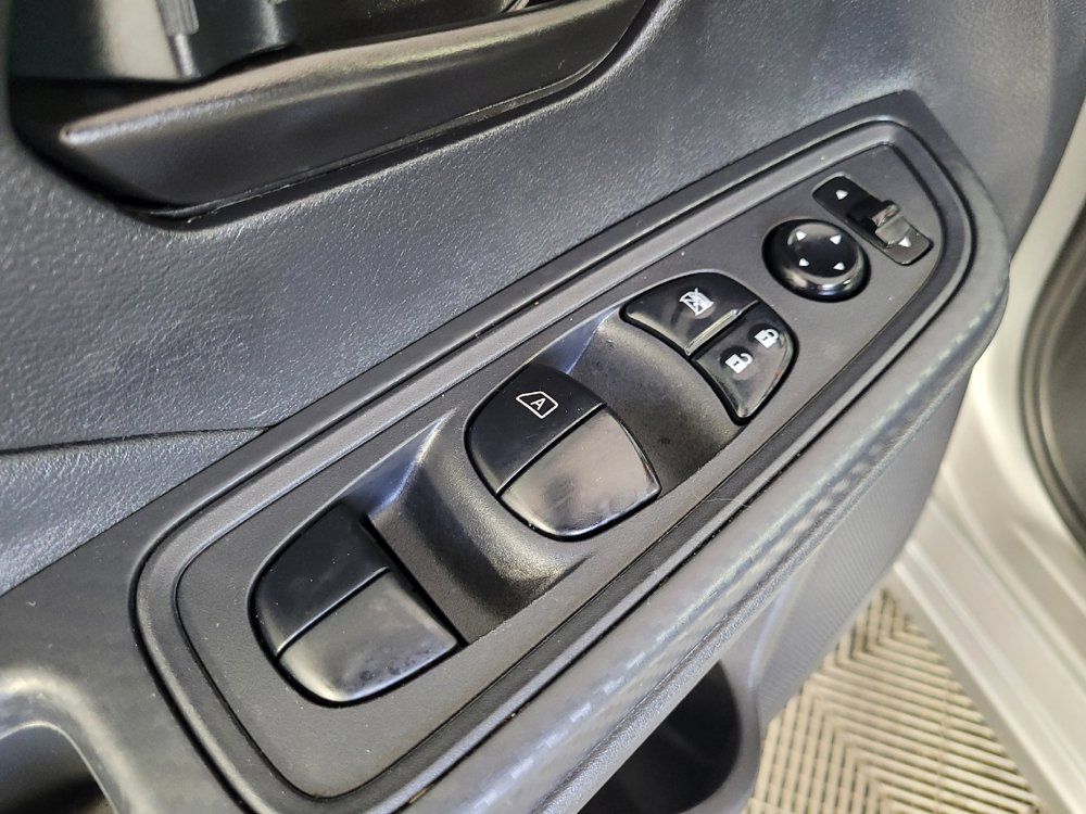 Used 2025 Nissan Versa S w/ Trunk Package FWD image 27