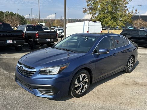 Used 2022 Subaru Legacy Premium image 3