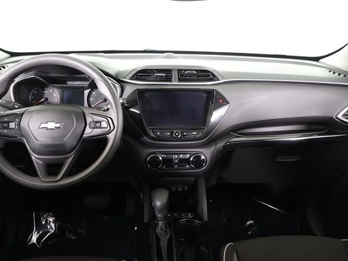 Used 2021 Chevrolet TrailBlazer LT w/ Convenience Package image 35