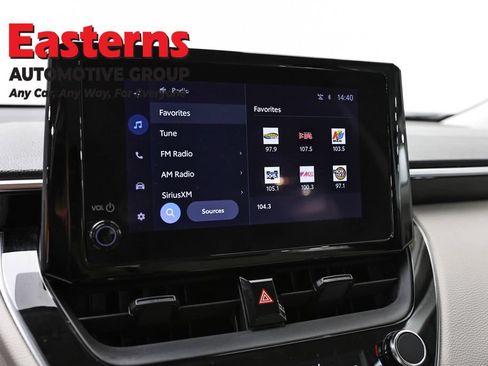 Used 2023 Toyota Corolla Cross L AWD/4WD image 18