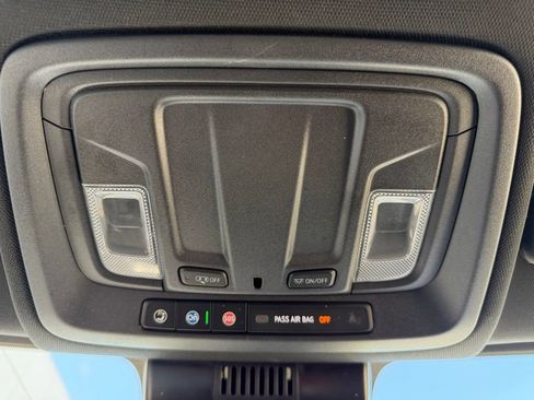 Certified 2024 GMC Sierra 3500 AT4 AWD/4WD image 30