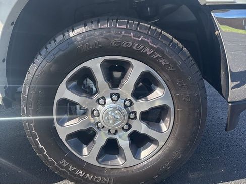 Used 2019 RAM 2500 Limited w/ Safety Group image 13
