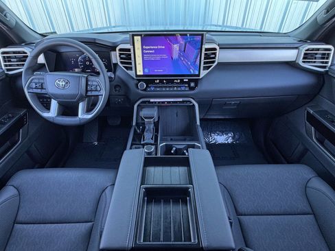 Used 2025 Toyota Tundra Limited image 12