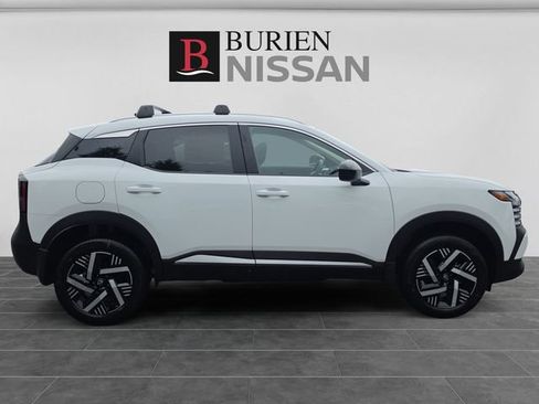 New 2026 Nissan Kicks SV FWD image 6