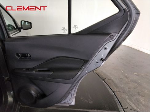 Used 2024 Nissan Kicks SV image 29