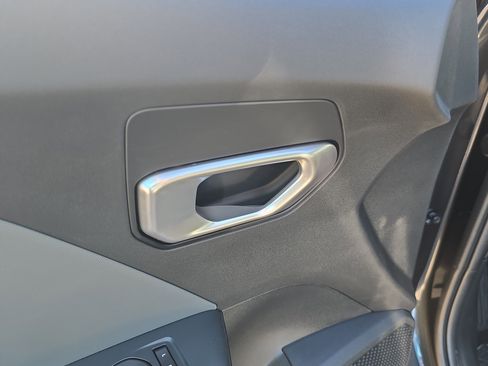 New 2026 Kia K4 FWD image 18