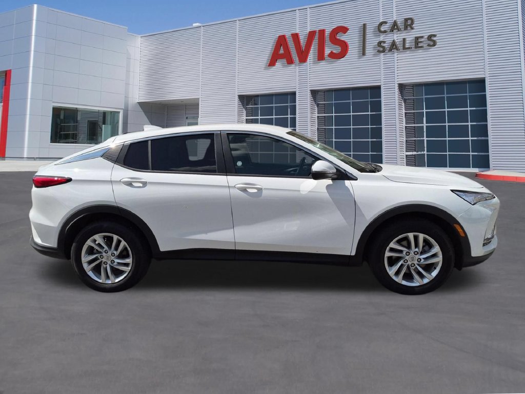Used 2026 Buick Envista Preferred FWD image 4