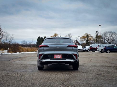 New 2026 Buick Envista Sport Touring image 5