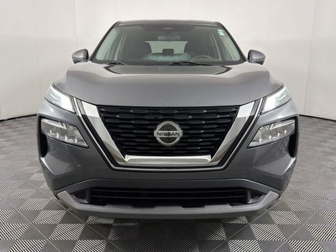 Used 2021 Nissan Rogue SV FWD image 2